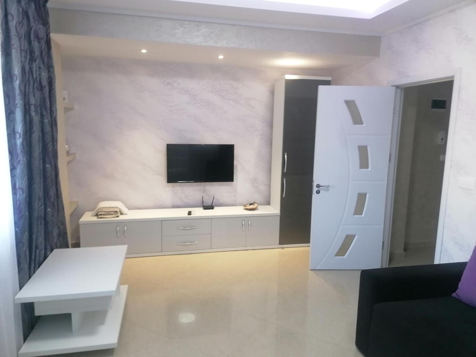 Promenada 1-4 Apartment *